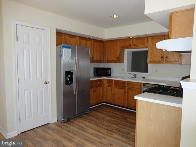 Building Photo - 21054 Cornerpost Square