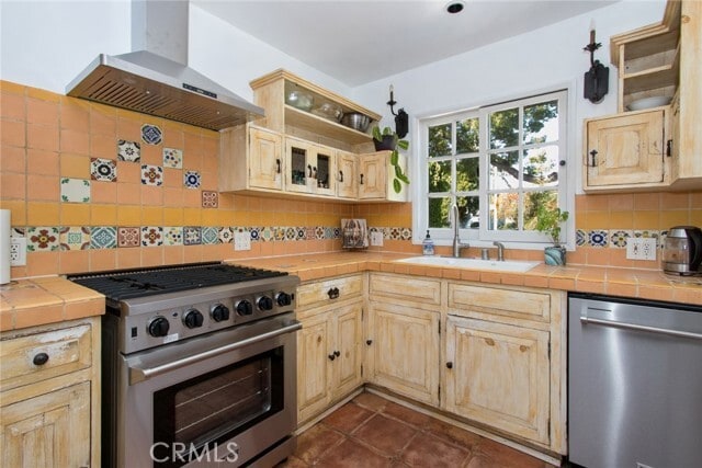 Building Photo - 211 N Frederic St