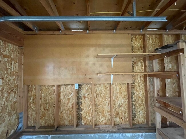 Building Photo - Charming and Updated 1913's Home! Woodstoc...