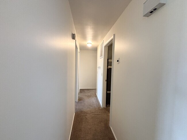 Building Photo - 4768 S Bonair St