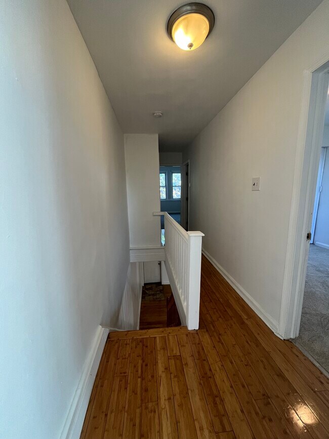 Building Photo - 1617 S 26th St