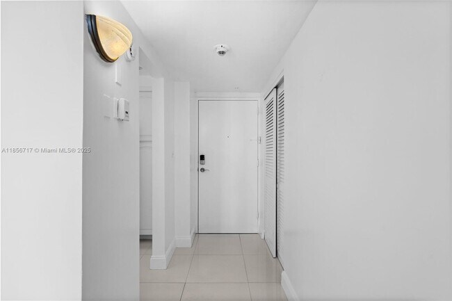 Building Photo - 19390 Collins Ave