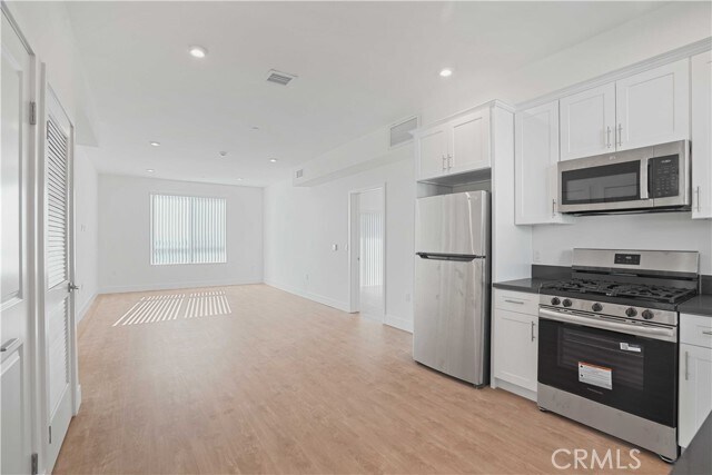 Building Photo - 8750 Sepulveda Blvd