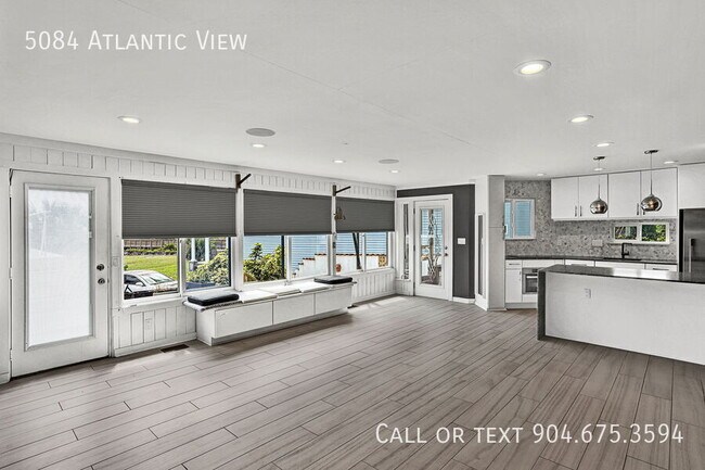 Building Photo - 5084 Atlantic View