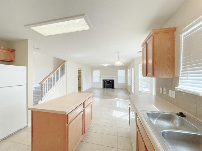 Building Photo - 11313 Los Comancheros Rd