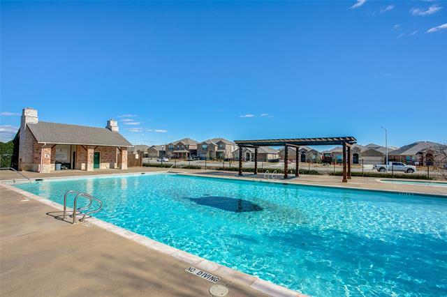 Building Photo - 5404 Thornbush Dr