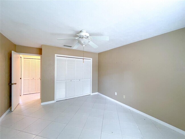 Building Photo - 12320 NW 10th Pl