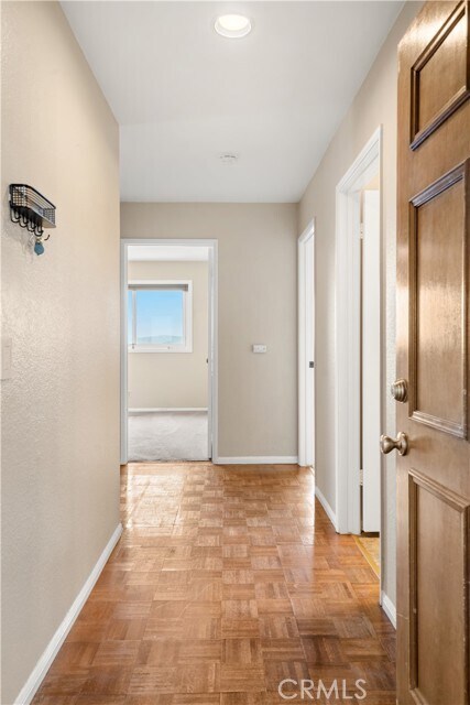 Building Photo - 1066 W 11th St