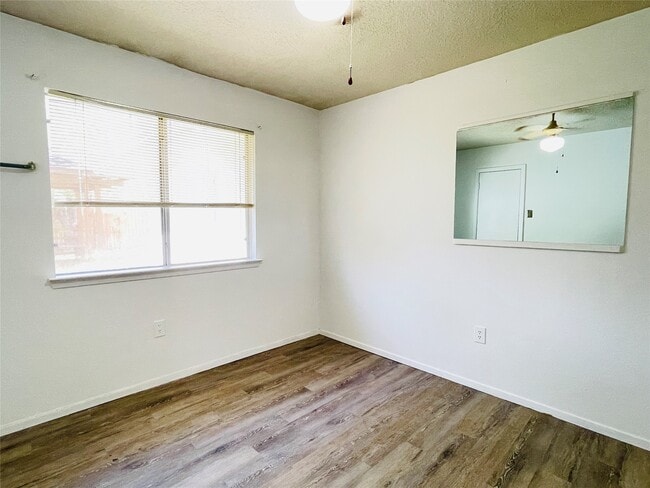 Building Photo - 507 Shenandoah Dr