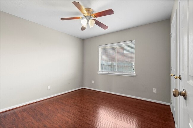 Building Photo - 12602 Stratford Heights Dr