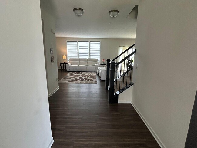 Building Photo - 241 Sunstone Ln
