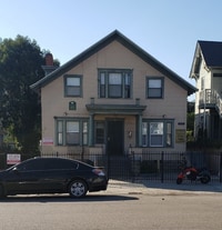 Building Photo - 532 21st St