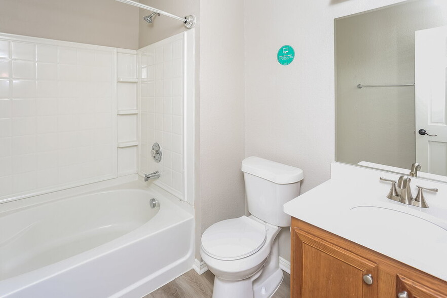 Building Photo - 1732 Rialto Way