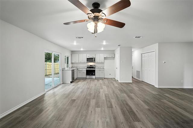 Building Photo - 4613 Tarry Dr