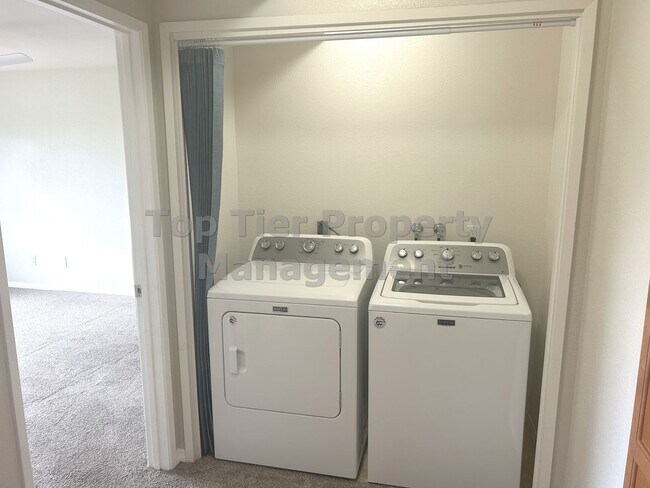 Building Photo - Spacious 2 Bed / 2 Bath Condo Near SDSU – ...