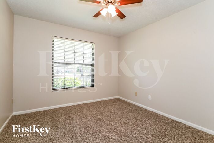 Building Photo - 12122 Cheyenne Trail