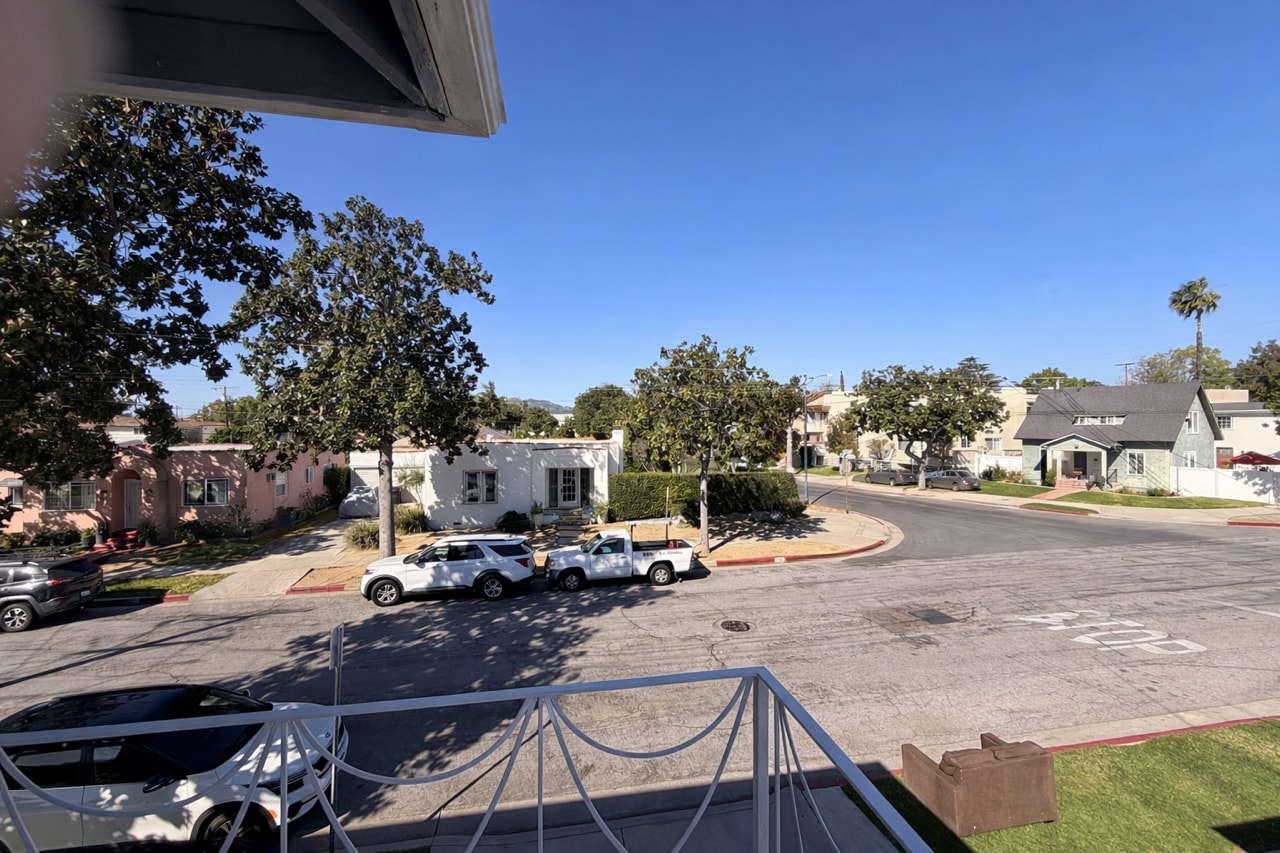 Building Photo - 802 Fischer St