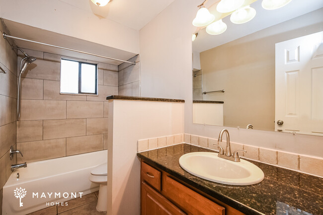 Building Photo - Charming 4-Bedroom Home in Lake Mary