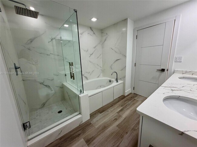 Building Photo - 550 Okeechobee Blvd