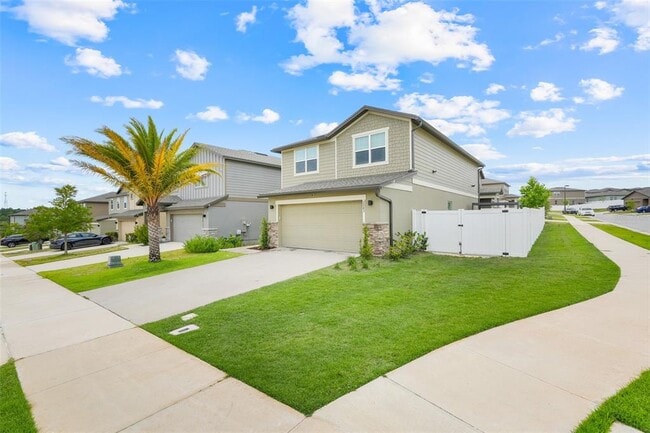 Building Photo - 2083 Gold Dust Dr