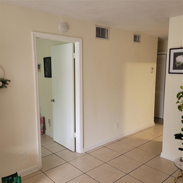 Building Photo - 7173 Orange Dr