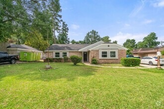 Building Photo - 801 Thornwood Dr