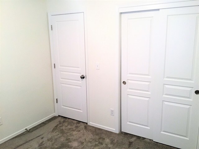 Building Photo - 7132 S Kaywood Ave