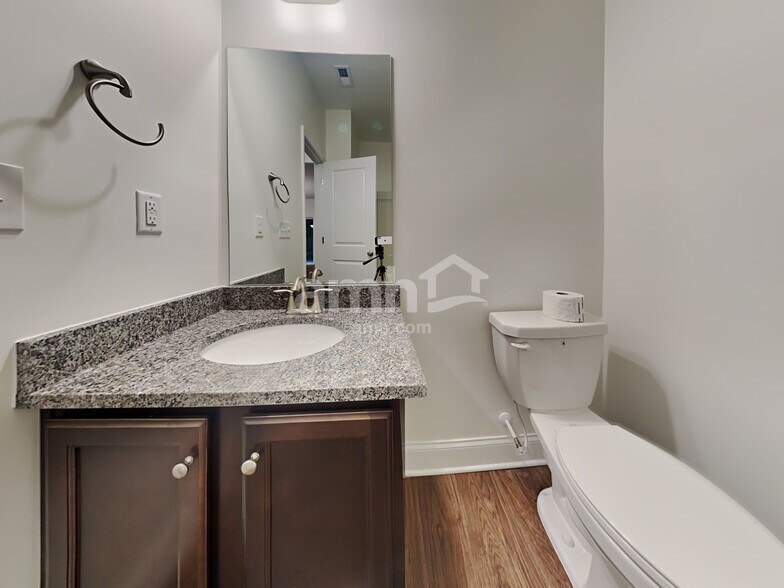 Building Photo - 152 Rivulet Dr