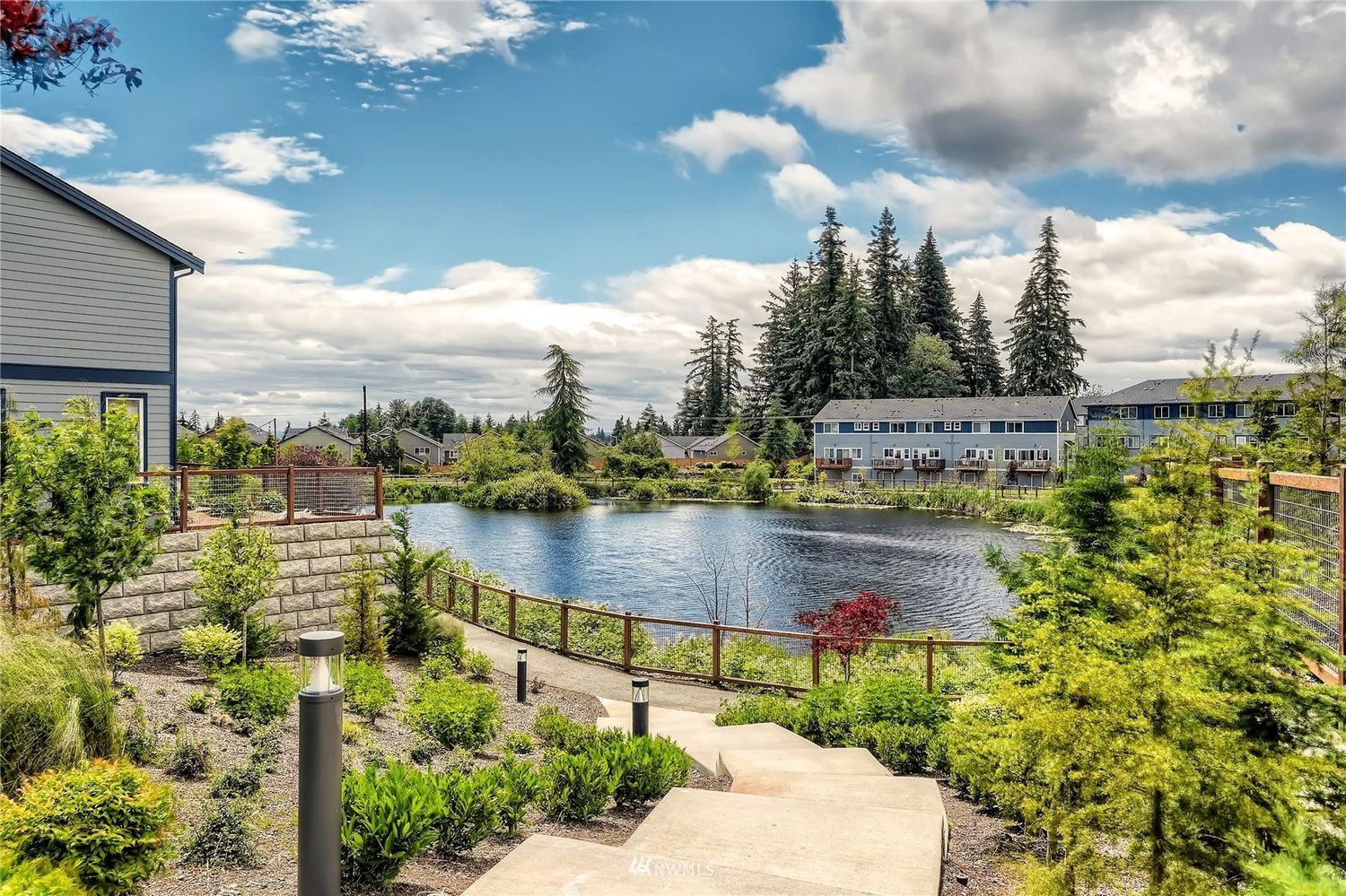 Beautiful private access ponds trail - 1621 Seattle Hill Rd