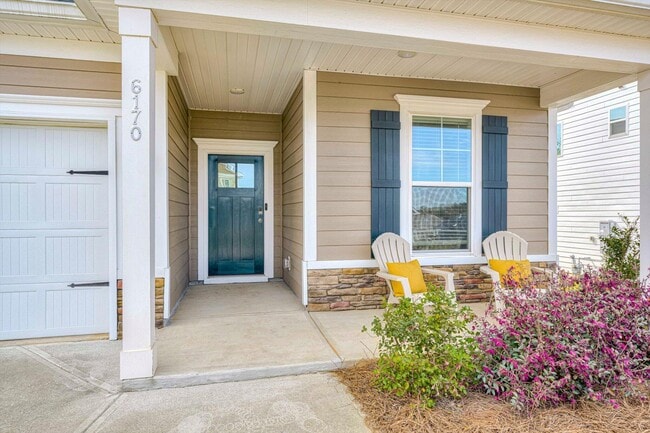 Building Photo - 6170 High Top Ln