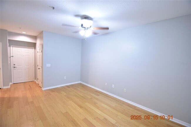 Building Photo - 1810 E Palm Ave