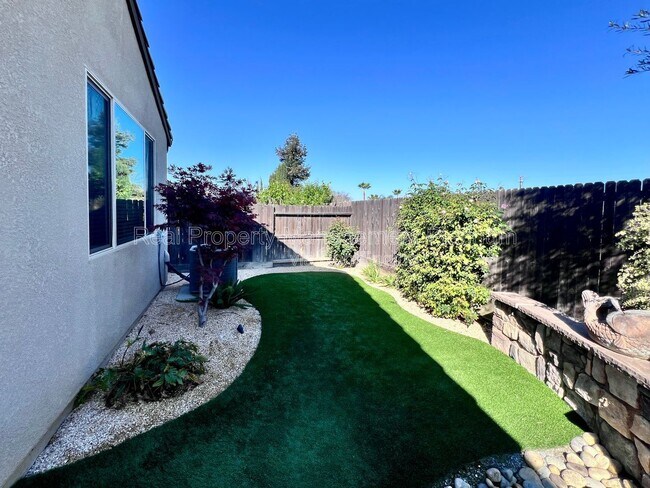 Building Photo - 3415 Brimhall Ln