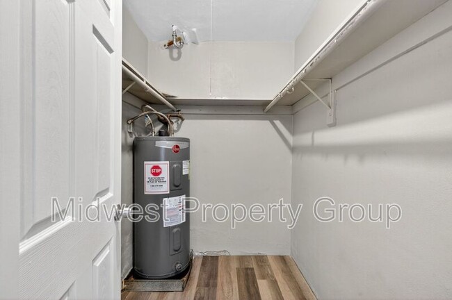 Building Photo - 3710 Geraldine Ave