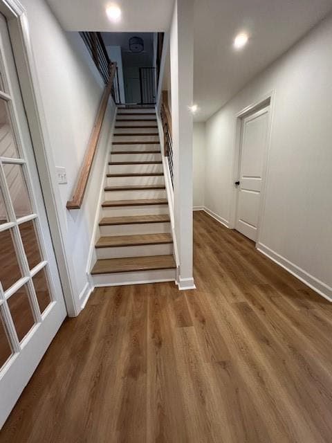 Building Photo - 3867 Hillcrest Dr SE