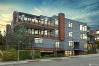 Building Photo - 2Bd/2Ba Kirkland Condo