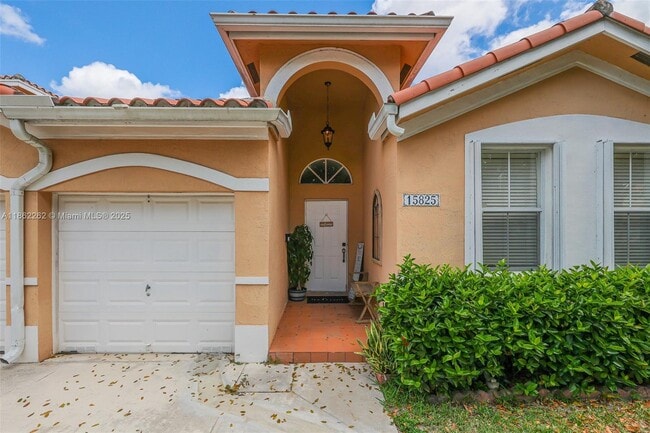 Building Photo - 15825 SW 60th Terrace