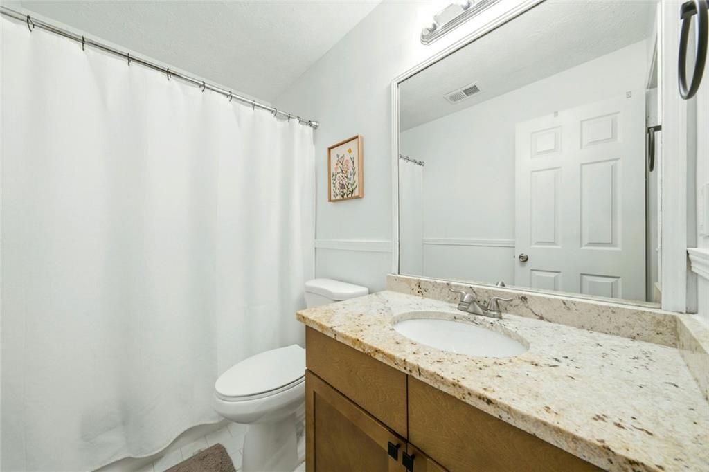 Building Photo - 983 Aspen Dr