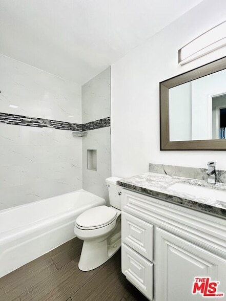 Building Photo - 1833 Normandie Ave