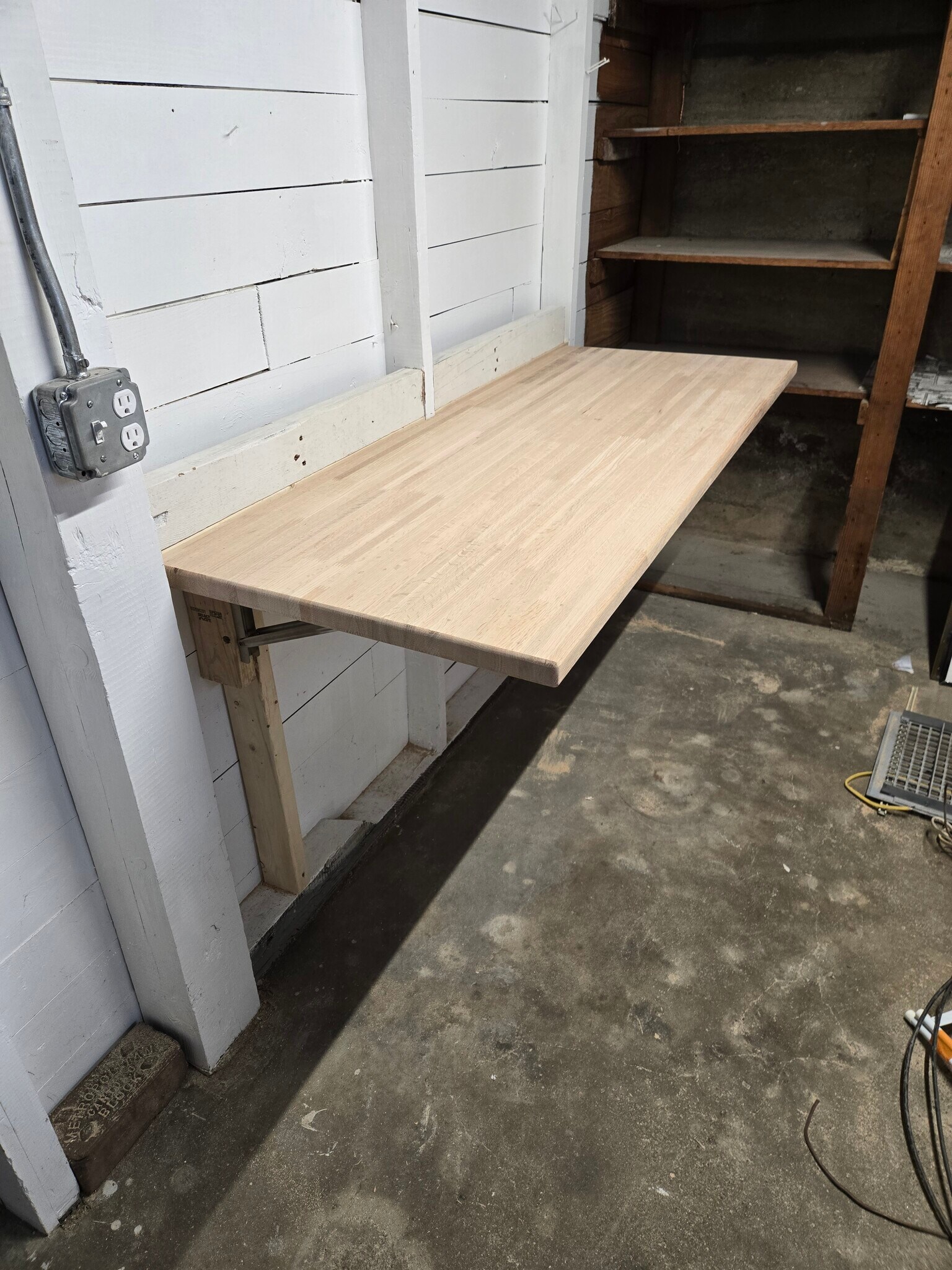 folding laundry table - 1019 Widdicomb Ave NW