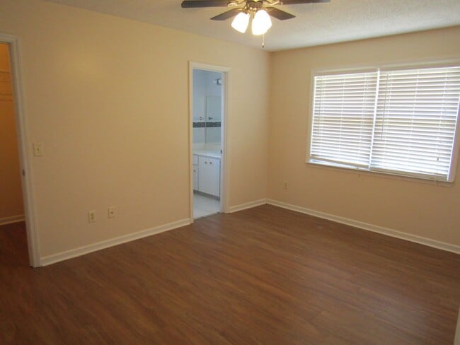 Building Photo - 1382 Coalition Cir