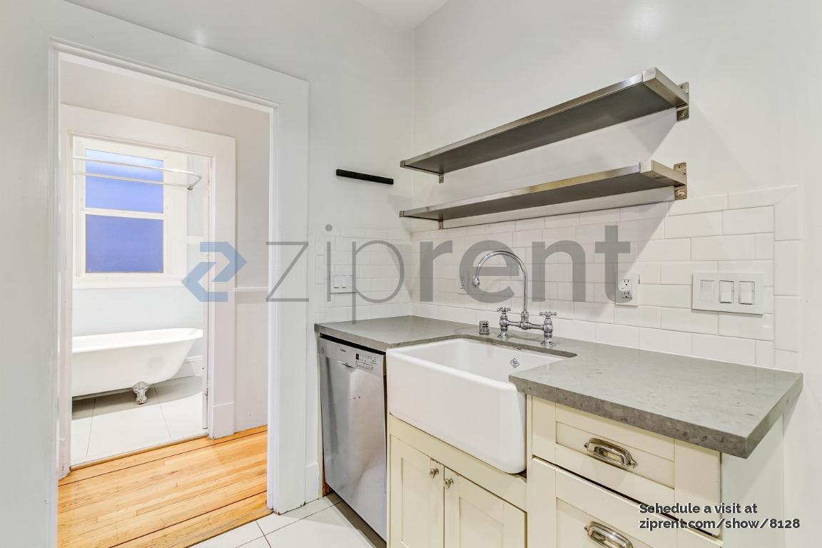 Building Photo - Unit