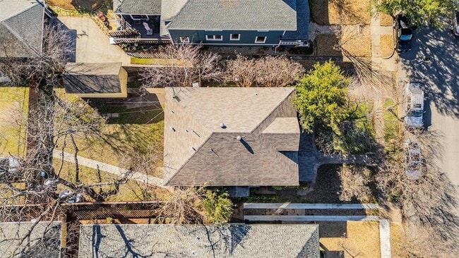 Building Photo - 210 S Rosemont Ave