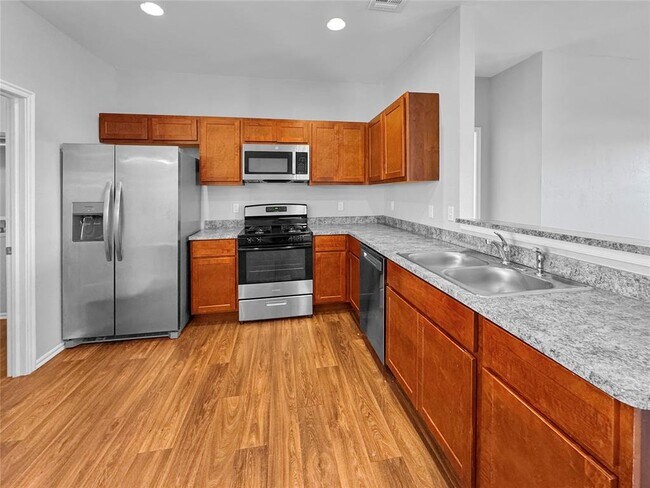 Building Photo - 3517 SE 94th St
