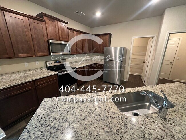 Building Photo - 105 Foley Dr