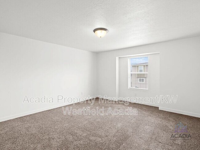 Building Photo - 658 N 130 E