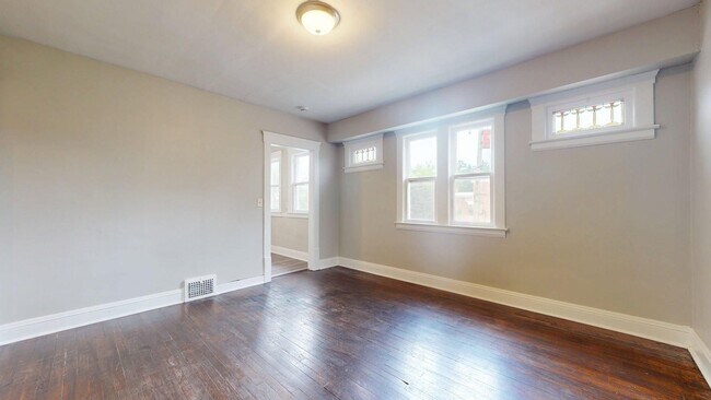 Building Photo - 3001 Denison Ave