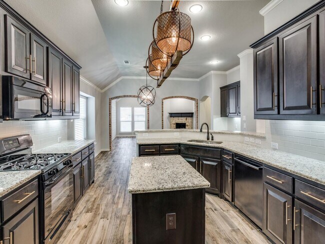 Building Photo - 5932 Trout Dr