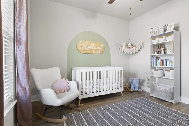 Building Photo - 1049 Stella Rd