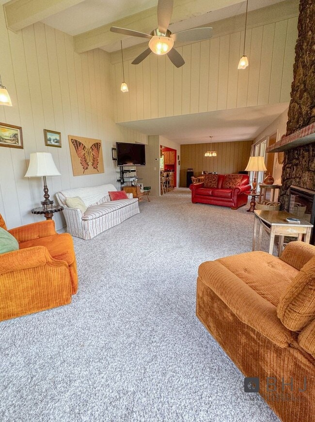 Building Photo - BIG HORN - 3 Bedroom/ 2 Bath HOME FOR RENT