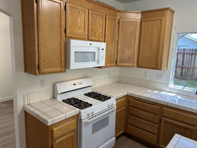 Building Photo - 597 Canvasback Ct